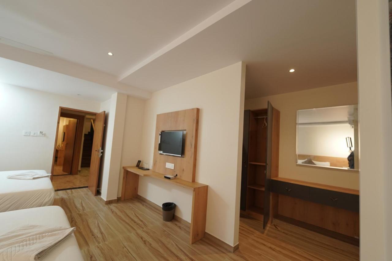 Southern Residency Kochi ภายนอก รูปภาพ