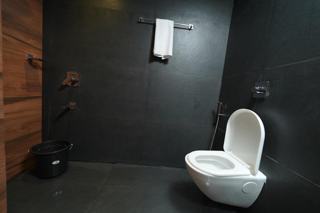 Southern Residency Kochi ภายนอก รูปภาพ